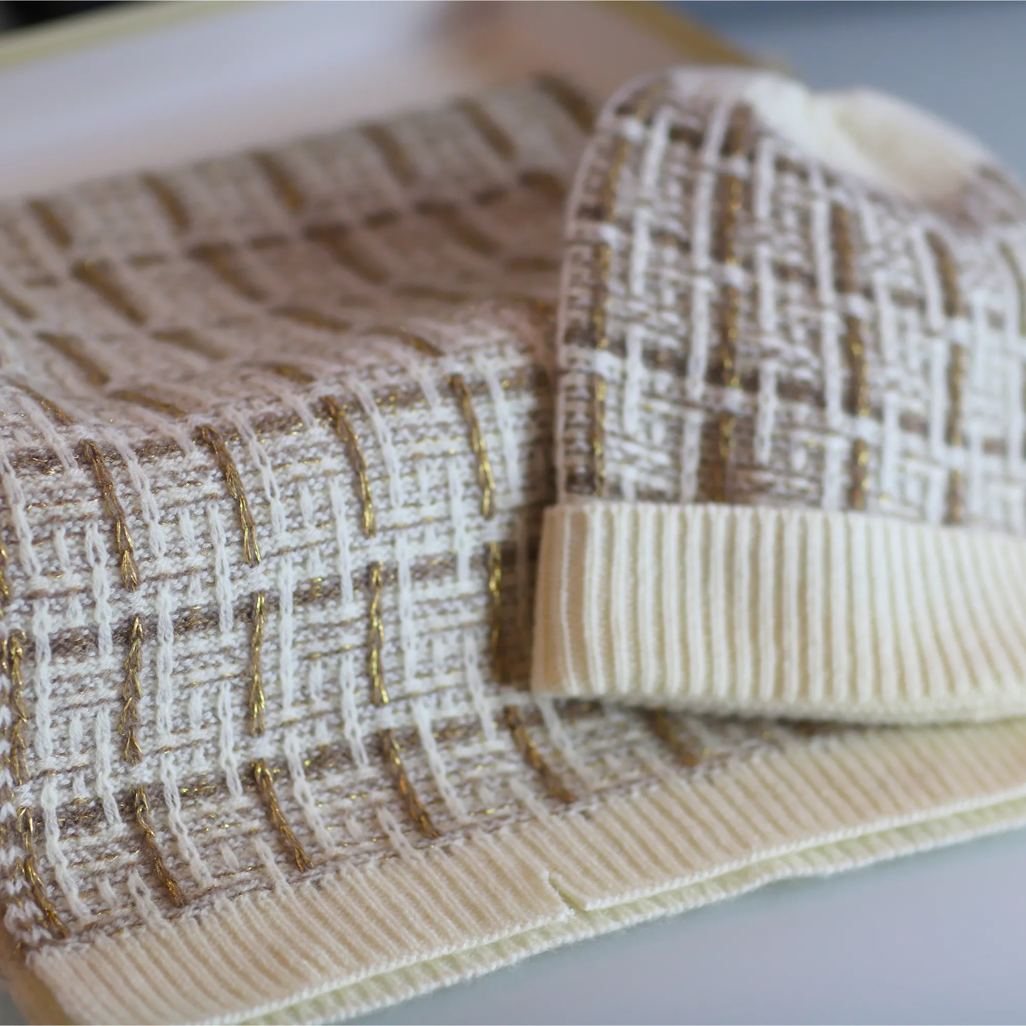 Super Soft Plaid/Lurex Scarf - Gift Set